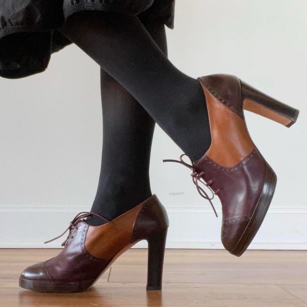 Vintage ISAAC MIZRAHI  Women’s Leather Brogue Oxfords Lace Up.